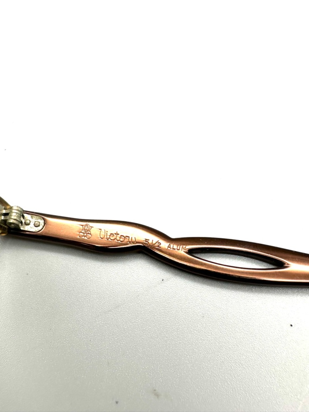 Vintage Victory Cat Eyeglasses Copper Aluminum Floral Filigree 5 1/2 ALUM - Picture 5 of 6